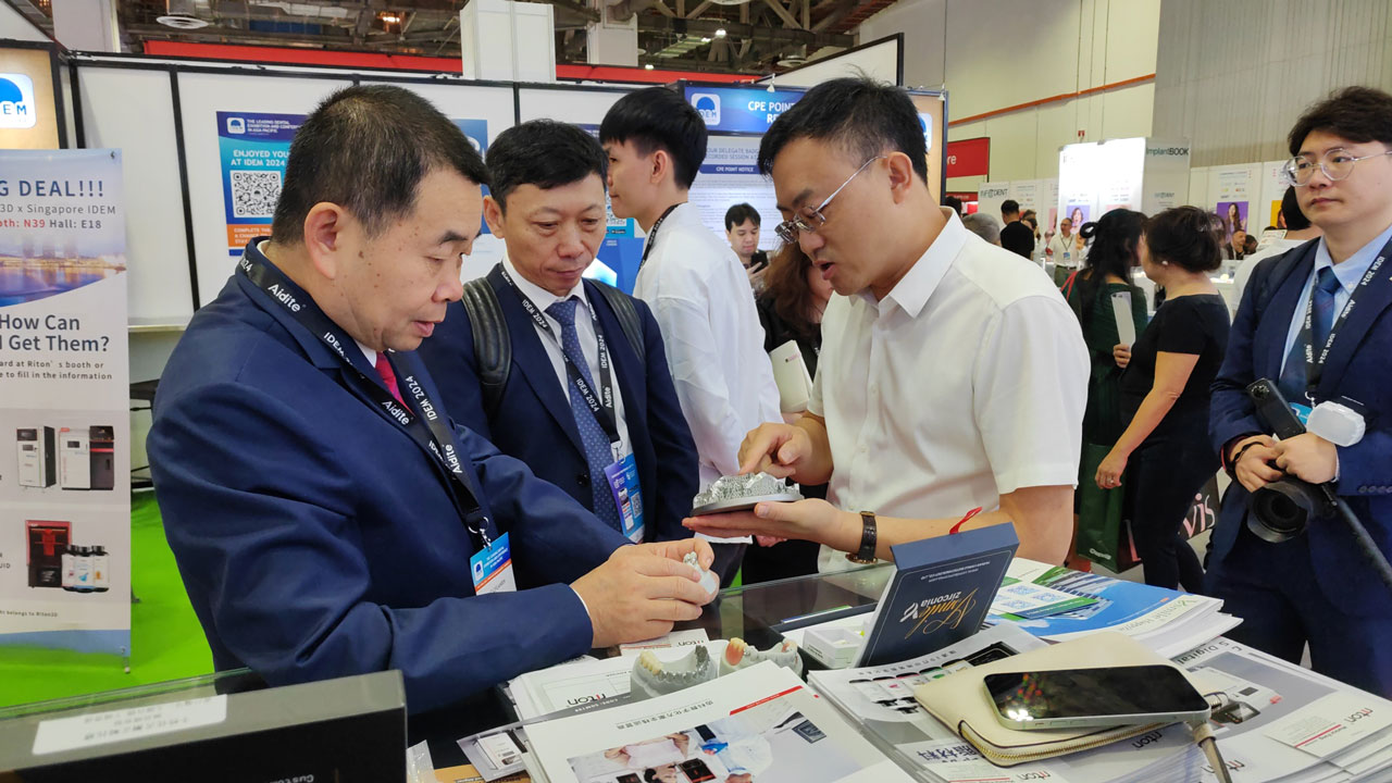 idem2024-came-to-an-perfect-end-riton-dental-metal-3d-printing-devices-shined-at-the-worldwide-stage-18.jpg
