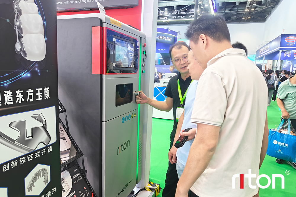 design-and-production-are-done-in-one-go-modules-can-be-matched-as-needed-ruitongs-additive-removable-appliances-and-dental-digital-solutions-attract-countless-attention-11.jpg
