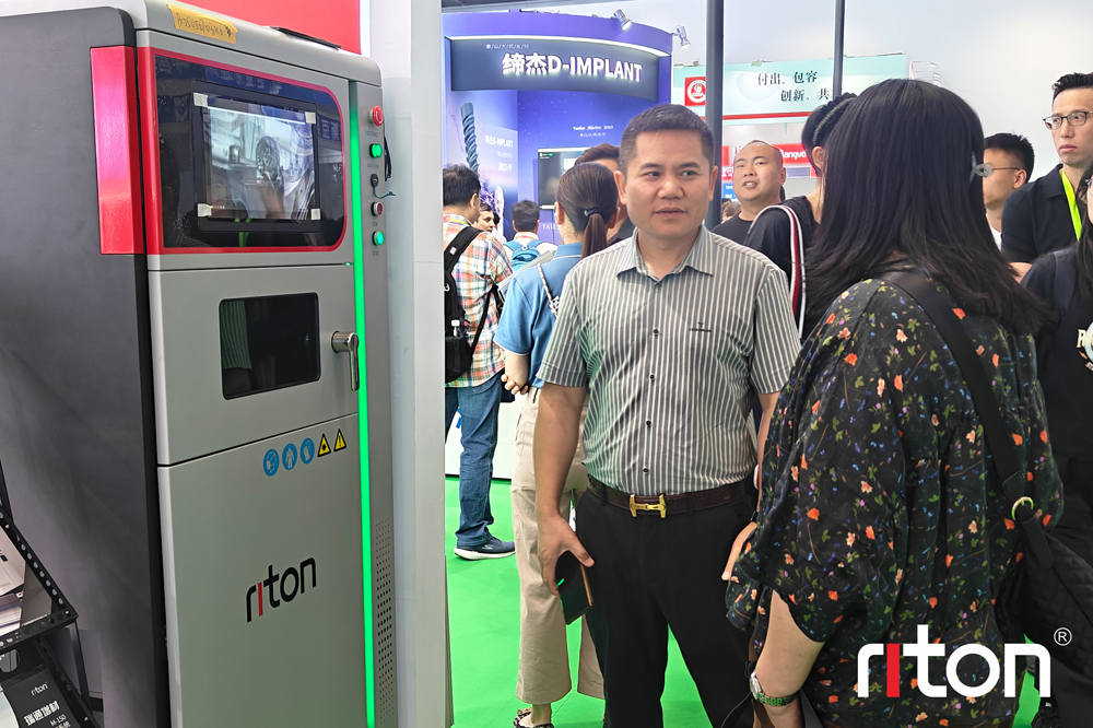 design-and-production-are-done-in-one-go-modules-can-be-matched-as-needed-ruitongs-additive-removable-appliances-and-dental-digital-solutions-attract-countless-attention-12.jpg