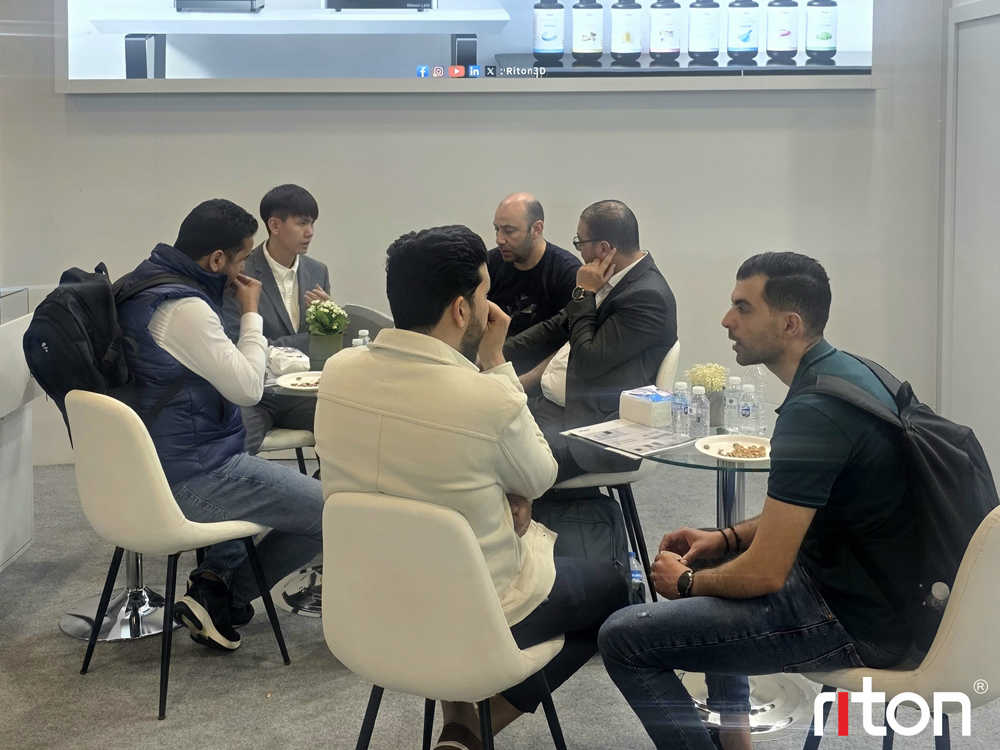 exhibition-review-ritons-customized-value-added-equipment-m-150-was-shown-at-idex-in-turkey-achieving-the-smart-jump-in-personalized-printing-12.jpg